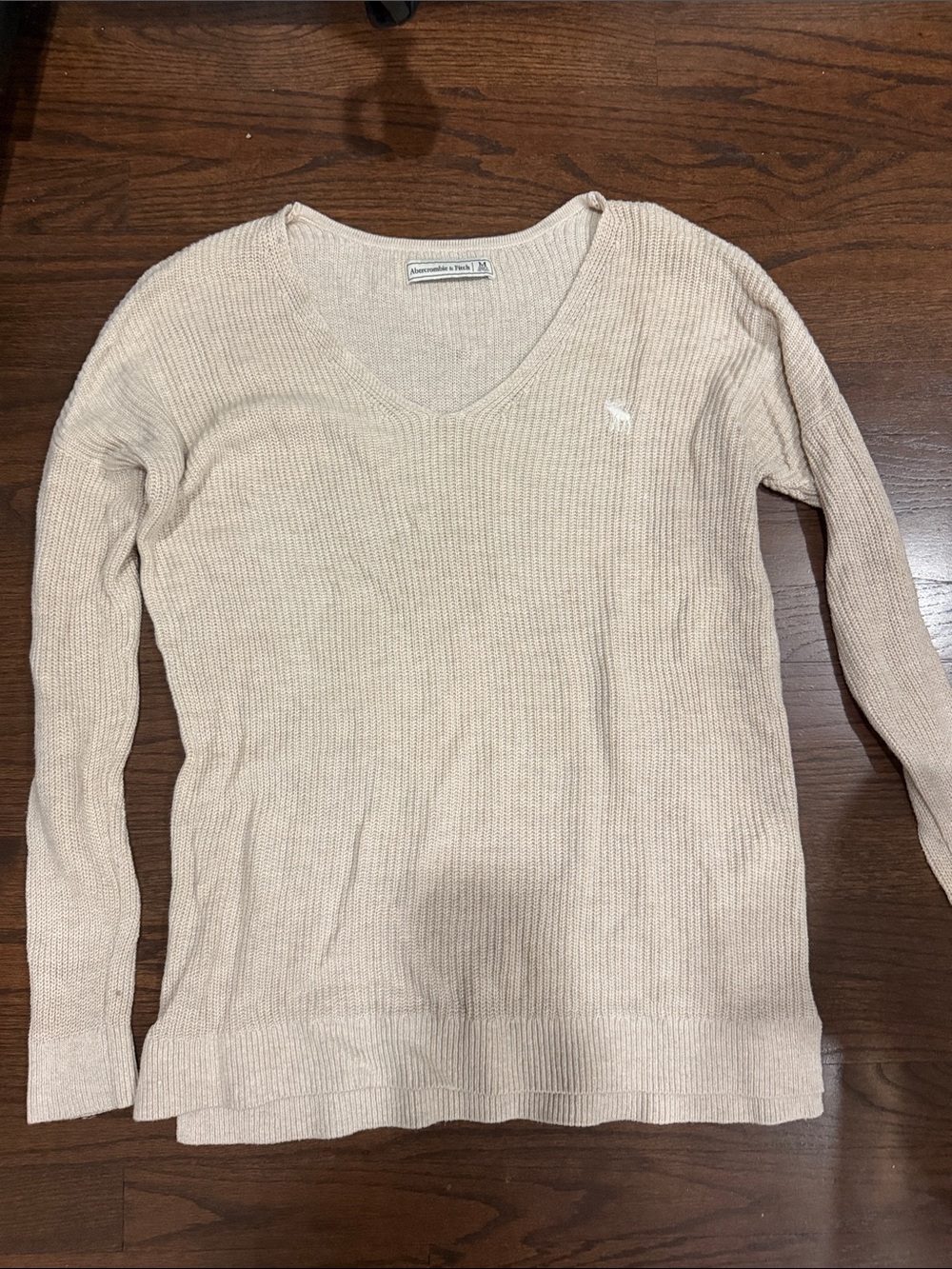 Abercrombie & Fitch Women's Cream Ribbed V-Neck Sweater